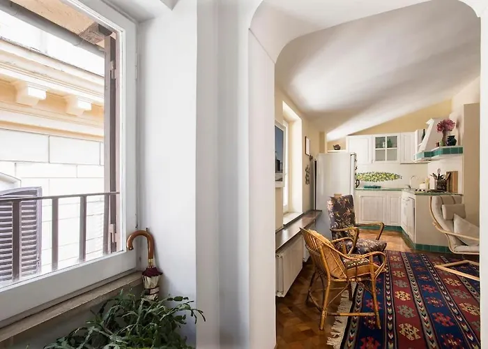 Campanella Attic * Rom